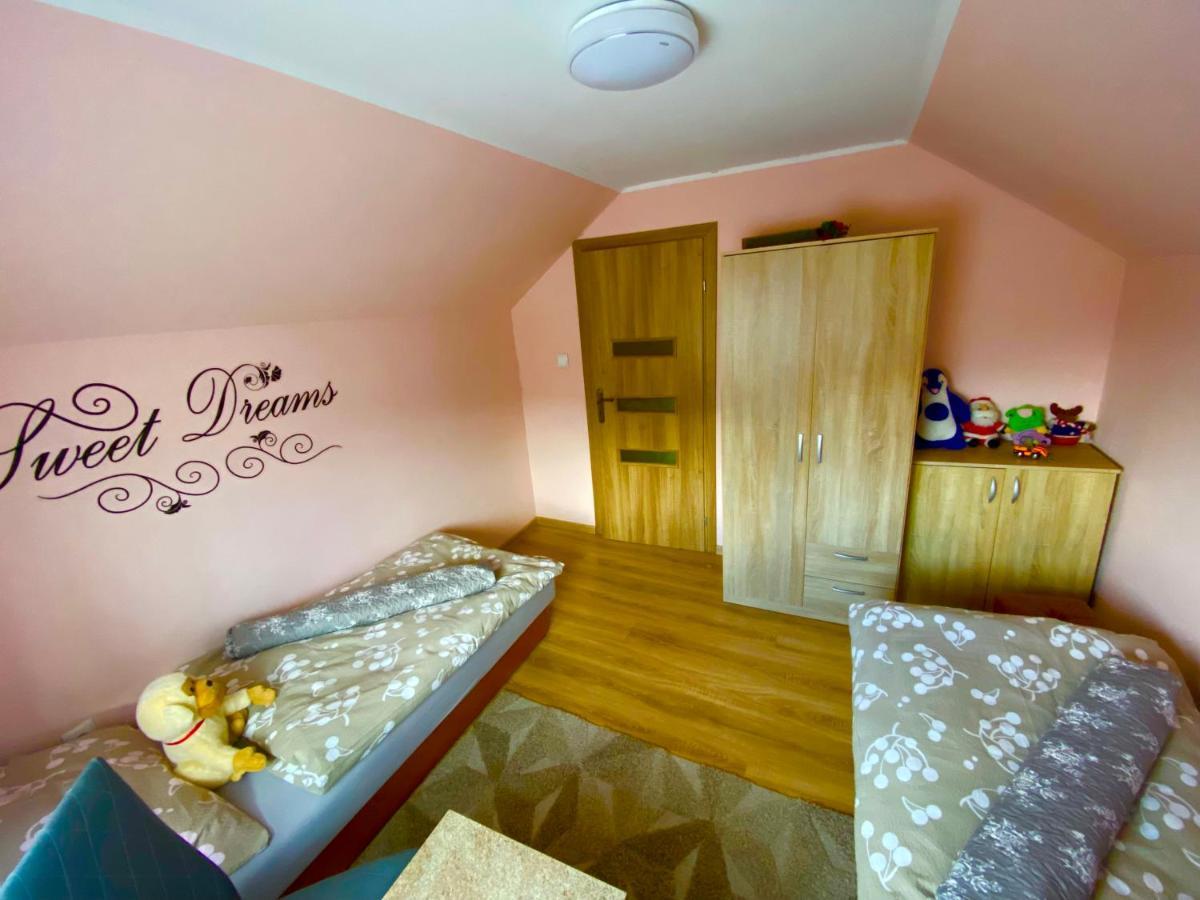 Domek Caloroczny "U Haliny" Mutne Εξωτερικό φωτογραφία