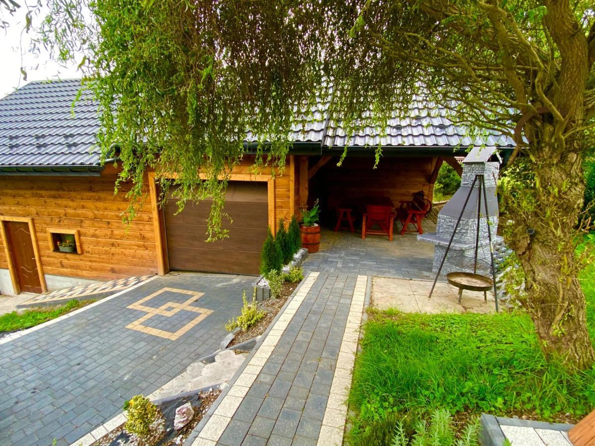 Domek Caloroczny "U Haliny" Mutne Εξωτερικό φωτογραφία